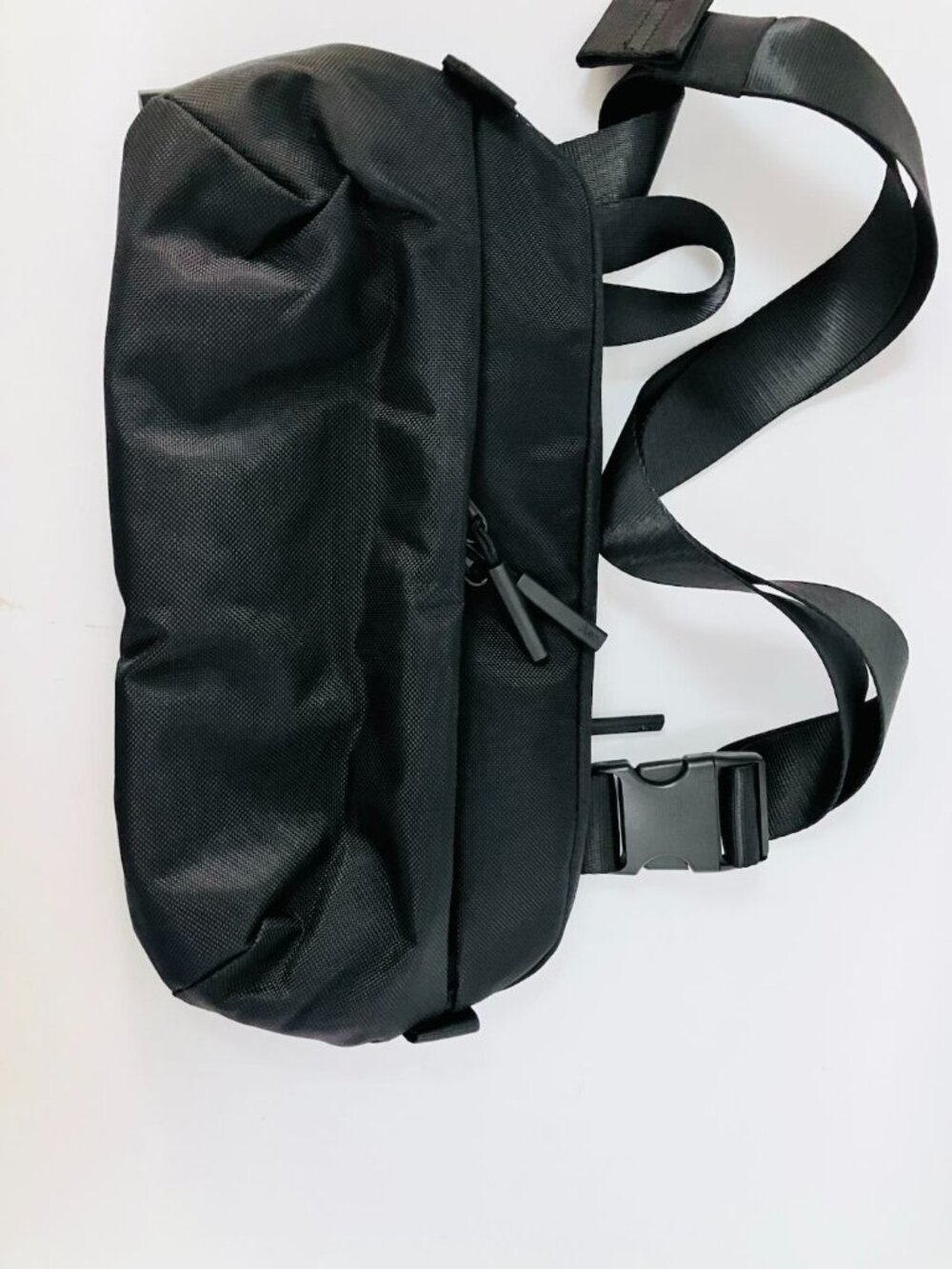 AER Waist Fanny Pack Handbag Black Water Resistant Casual